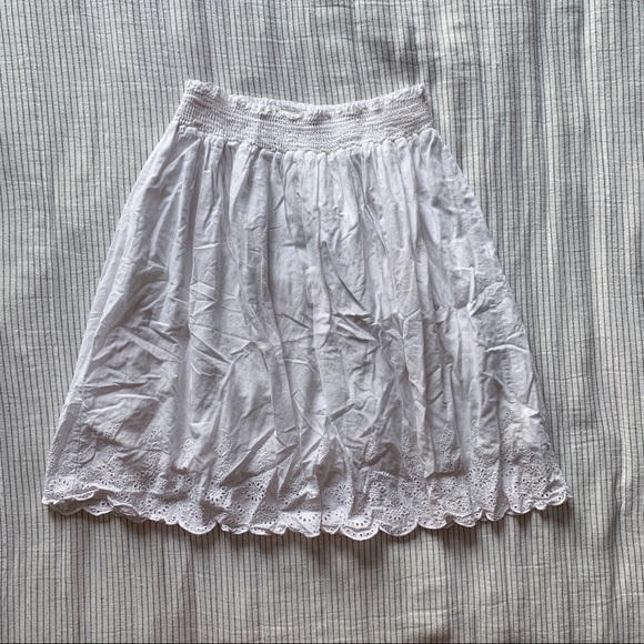 Girls junior sz 5 & sz small bottoms bundle - Picture 7 of 7